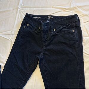 LOFT Women's black corduroy straight leg pants. Size 0 waist 25